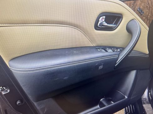 Used 2023 INFINITI QX80 Premium Select w/ Cargo Package image 19