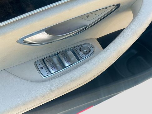 Used 2019 Mercedes-Benz E 450 4MATIC Sedan w/ Premium Package image 19