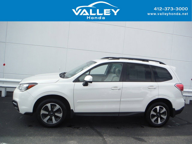 Used 2017 Subaru Forester 2.5i Premium w/ All-Weather Package AWD/4WD image 2