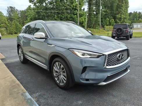 Used 2025 INFINITI QX50 Luxe w/ Accent Package AWD/4WD image 3