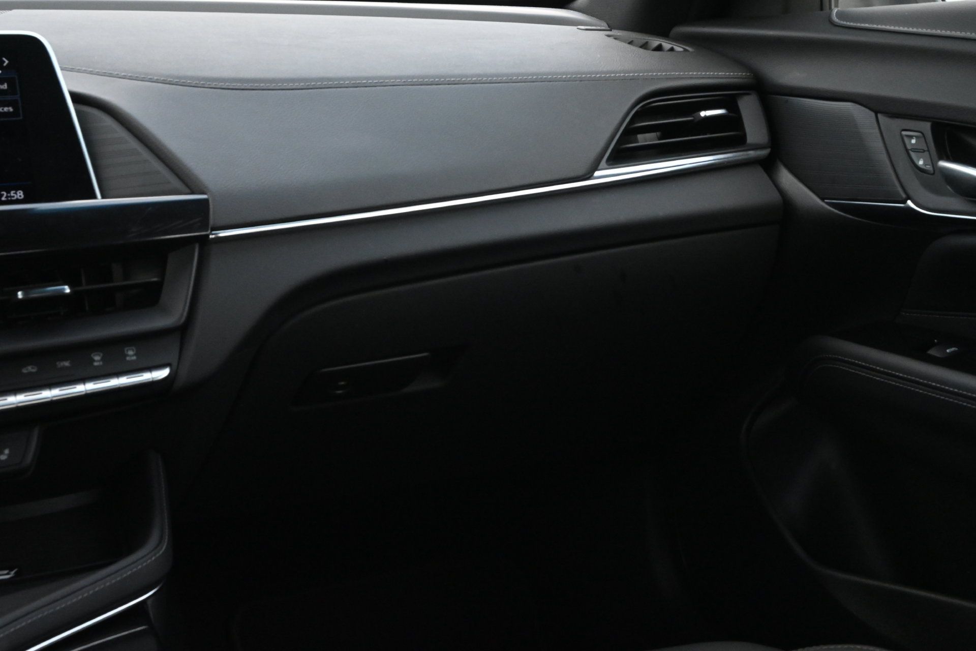 Certified 2026 Cadillac CT4 Luxury RWD image 8