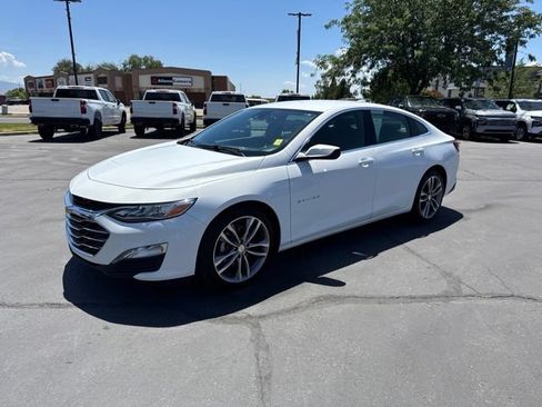 Used 2024 Chevrolet Malibu LT FWD image 3