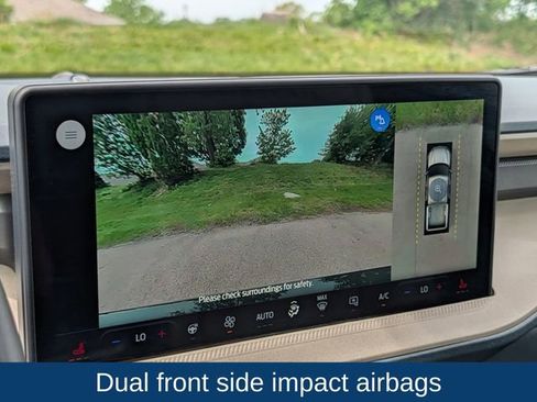 Used 2025 Ford Maverick Lariat w/ 4K Tow Package AWD/4WD image 24