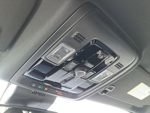 New 2026 GMC Yukon XL Elevation image 28