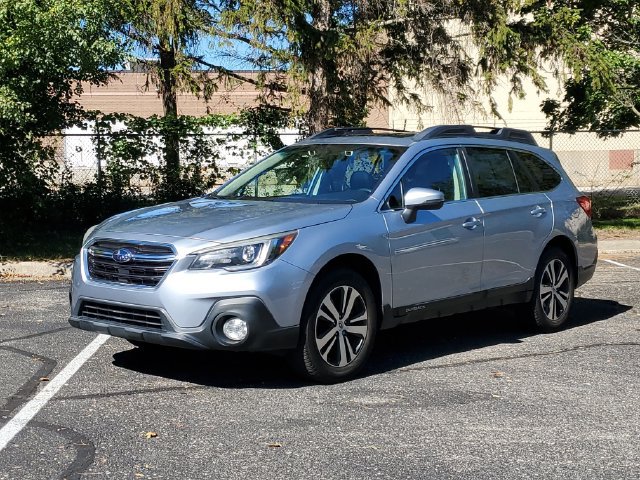 Used 2019 Subaru Outback 2.5i Limited AWD/4WD image 2