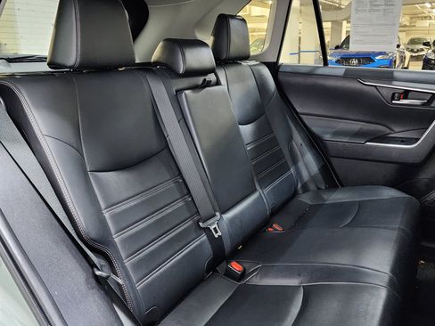Used 2021 Toyota RAV4 XLE Premium AWD/4WD image 17
