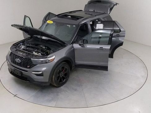 Used 2021 Ford Explorer ST w/ ST Street Pack image 49