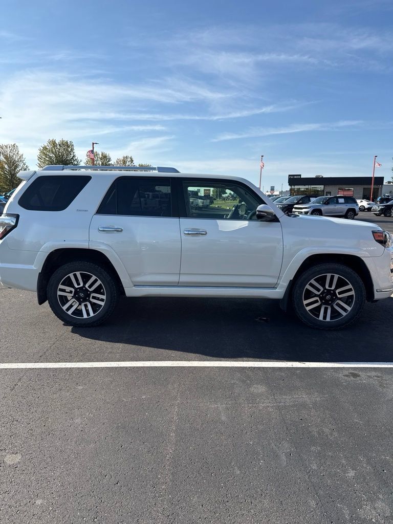 Used 2019 Toyota 4Runner Limited AWD/4WD image 37