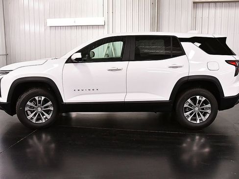 New 2026 Chevrolet Equinox LT AWD/4WD image 4