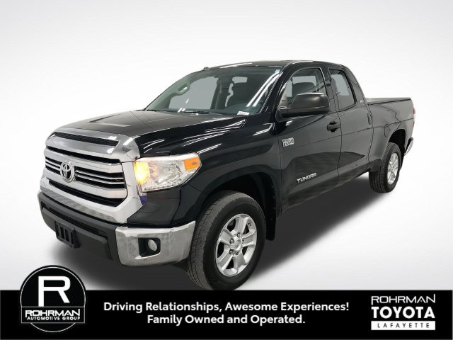Used 2017 Toyota Tundra SR5 AWD/4WD image 1