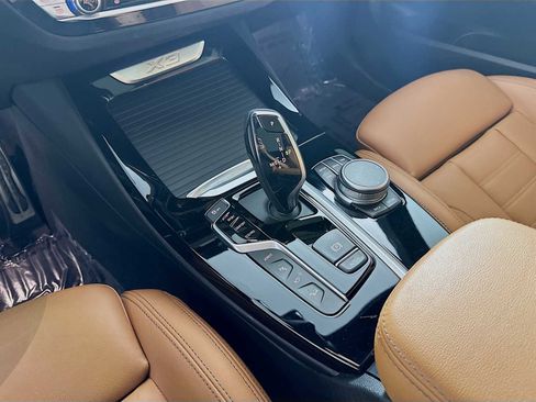 Used 2021 BMW X3 xDrive30e w/ M Sport Package image 19