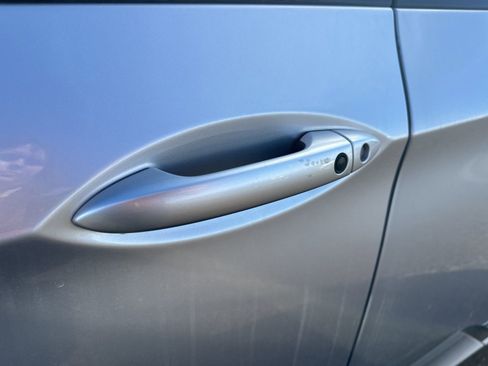 Used 2018 Honda Clarity Plug-In Hybrid image 12