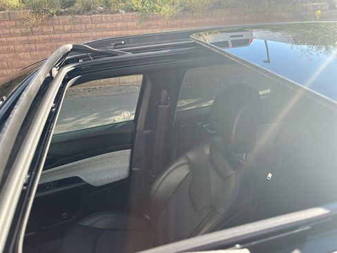 Used 2025 Jeep Compass Latitude w/ Sun & Sound Group image 20