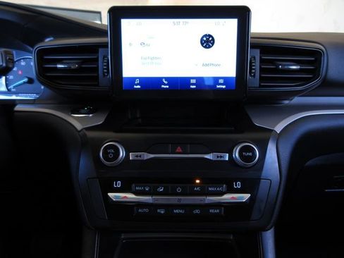 Certified 2020 Ford Explorer XLT image 18