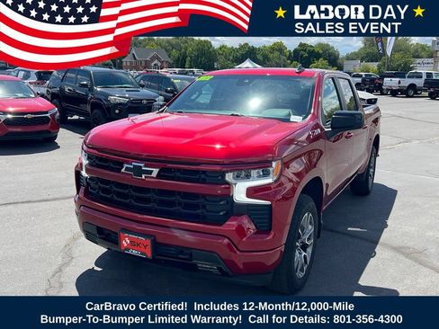 Certified 2022 Chevrolet Silverado 1500 RST AWD/4WD image 2