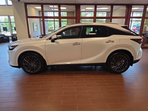 New 2026 Lexus RX 350 AWD image 4
