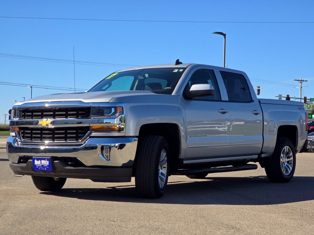 Used 2017 Chevrolet Silverado 1500 LT w/ All Star Edition AWD/4WD image 13