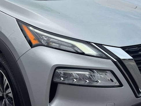 Used 2022 Nissan Rogue SV AWD/4WD image 10