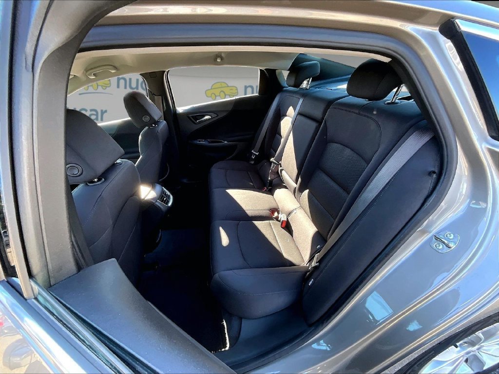 Used 2025 Chevrolet Malibu LT FWD image 15