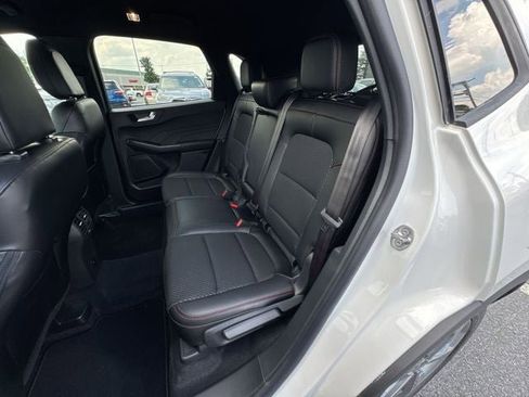 New 2025 Ford Escape ST-Line w/ Cold Weather Package image 21