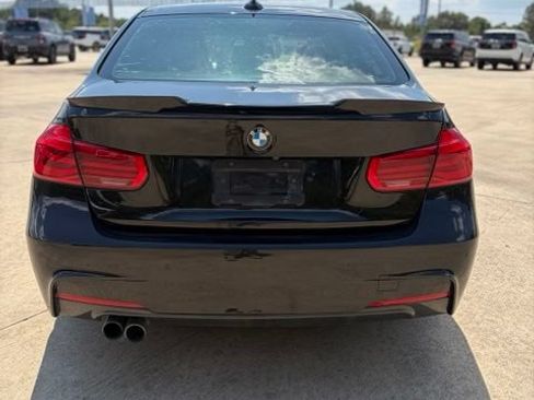Used 2017 BMW 330i Sedan RWD image 4