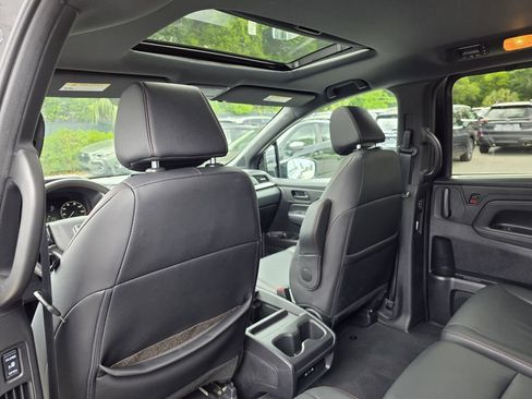 Used 2025 Honda Odyssey Sport-L image 17