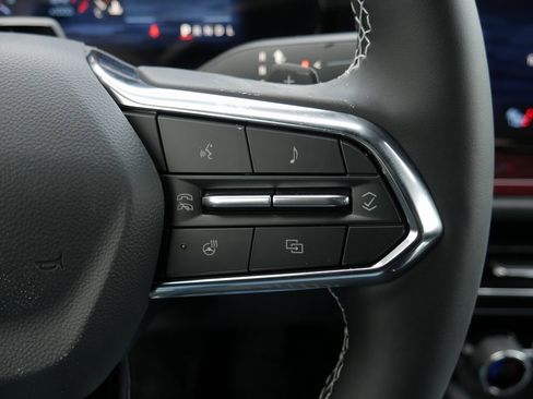 New 2026 Chevrolet Traverse Z71 w/ Enhanced Driving Package image 14