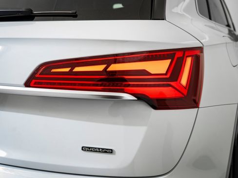 Used 2023 Audi Q5 2.0T Premium image 9