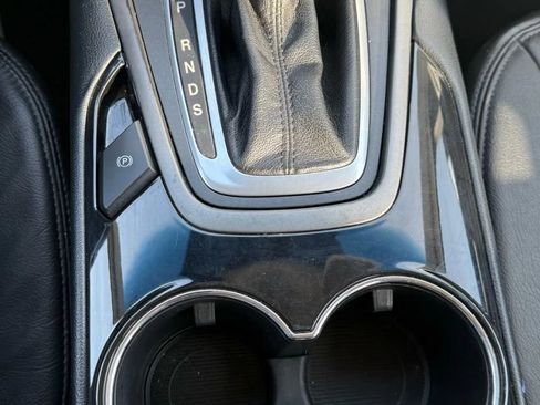Used 2018 Ford Edge SE AWD/4WD image 17