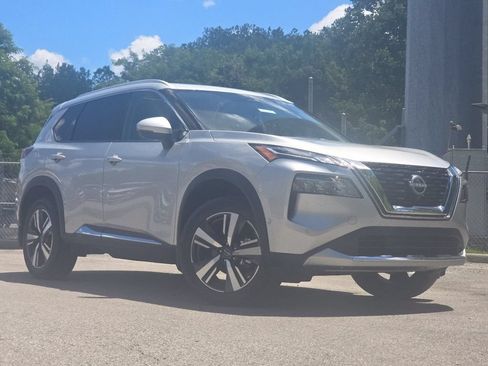 Used 2023 Nissan Rogue Platinum w/ Platinum Premium Package AWD/4WD image 1