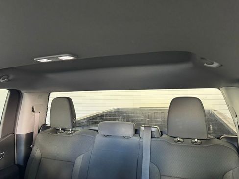 Used 2024 Chevrolet Silverado 1500 LT image 4