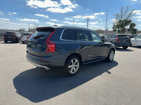 Used 2021 Volvo XC90 T5 Momentum w/ Protection Package Premier image 5
