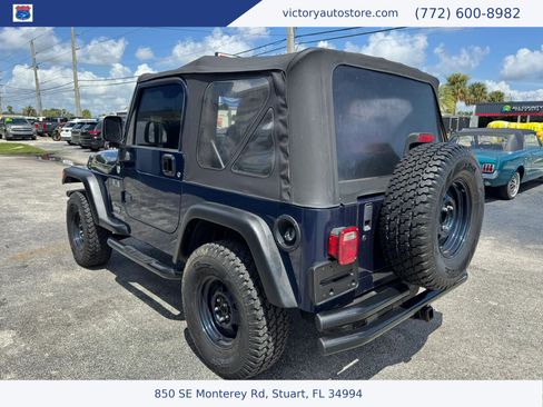 Used 2005 Jeep Wrangler X AWD/4WD image 8