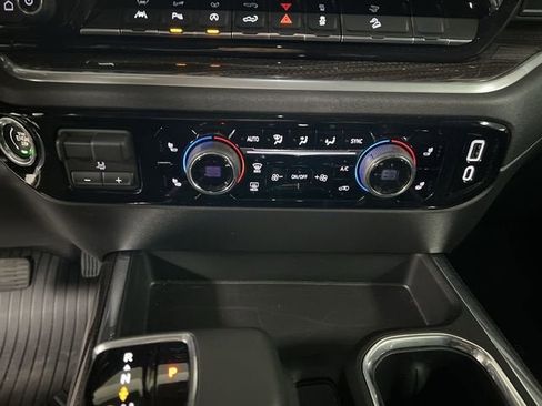 Used 2026 Chevrolet Silverado 1500 LT Trail Boss w/ LT Trail Boss Premium Package image 18