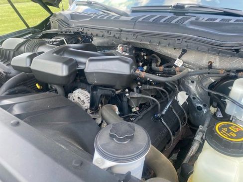 Used 2019 Ford F350 XLT w/ XLT Premium Package AWD/4WD image 27