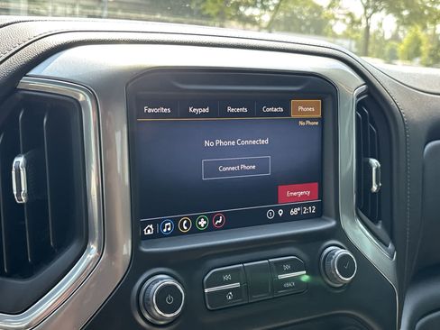 Used 2019 Chevrolet Silverado 1500 LTZ w/ LTZ Plus Package AWD/4WD image 17