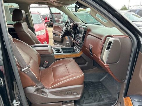 Used 2015 Chevrolet Silverado 1500 High Country w/ High Country Premium Package image 20