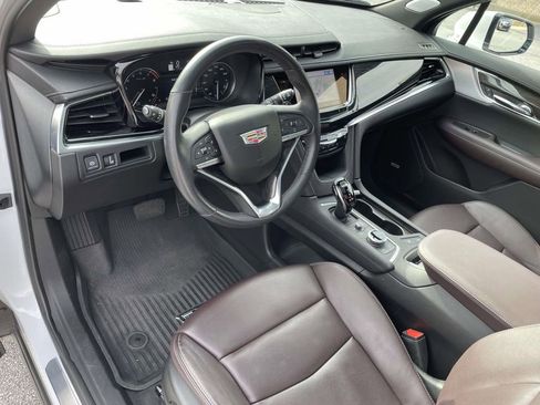 Certified 2023 Cadillac XT6 Premium Luxury image 19