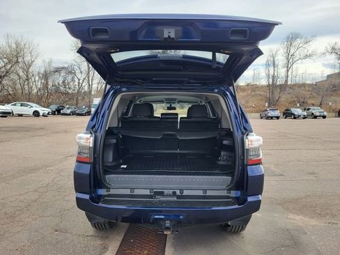 Used 2017 Toyota 4Runner SR5 Premium image 26