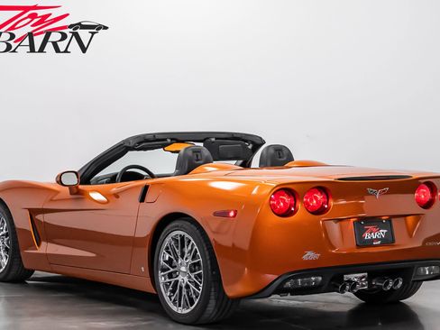 Used 2007 Chevrolet Corvette Convertible w/ Preferred Equipment Group image 3