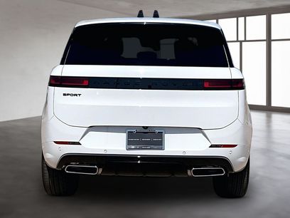 New 2026 Land Rover Range Rover Sport Dynamic SE
