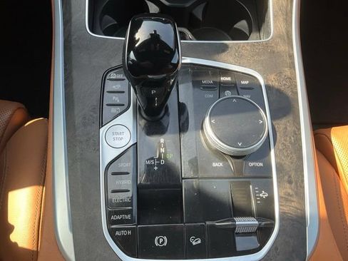 Used 2022 BMW X5 xDrive45e AWD/4WD image 8