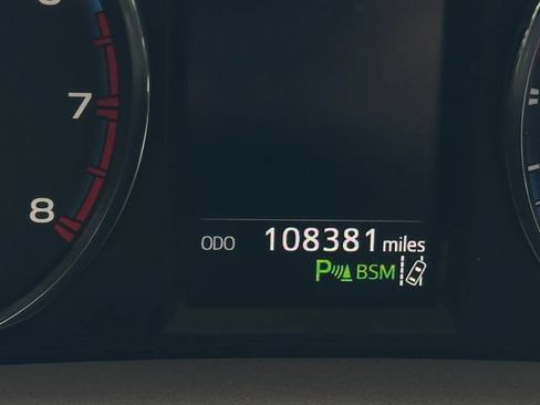 Used 2016 Toyota RAV4 Limited FWD image 19