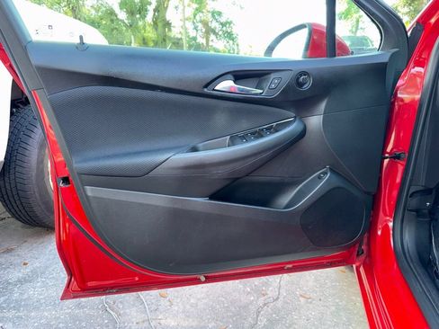 Used 2016 Chevrolet Cruze LT FWD image 17
