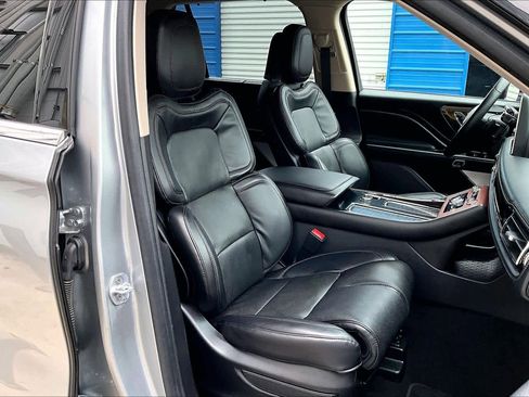 Used 2021 Lincoln Aviator Grand Touring w/ Equipment Group 302A image 8