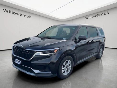 Certified 2024 Kia Carnival LX image 1