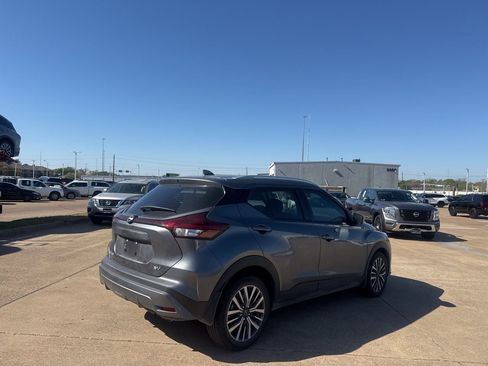 Certified 2024 Nissan Kicks SV image 20