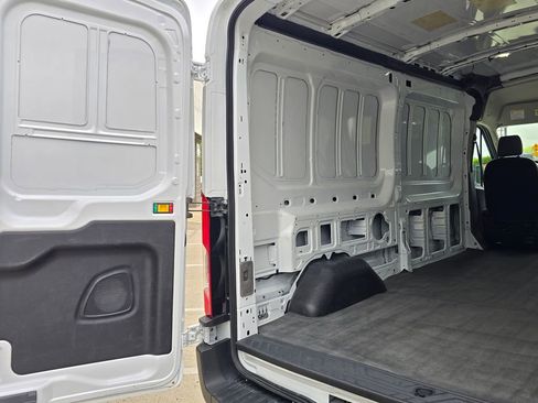 Used 2024 Ford Transit 250 148 Medium Roof Extended AWD image 12