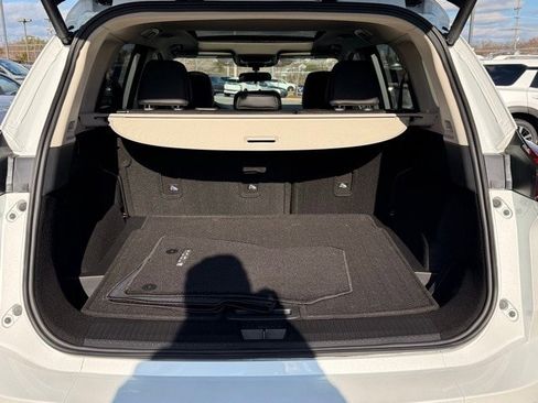 New 2026 Nissan Rogue SV image 18
