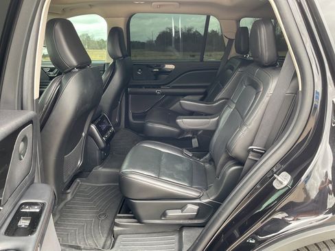 Used 2023 Lincoln Aviator Reserve image 27